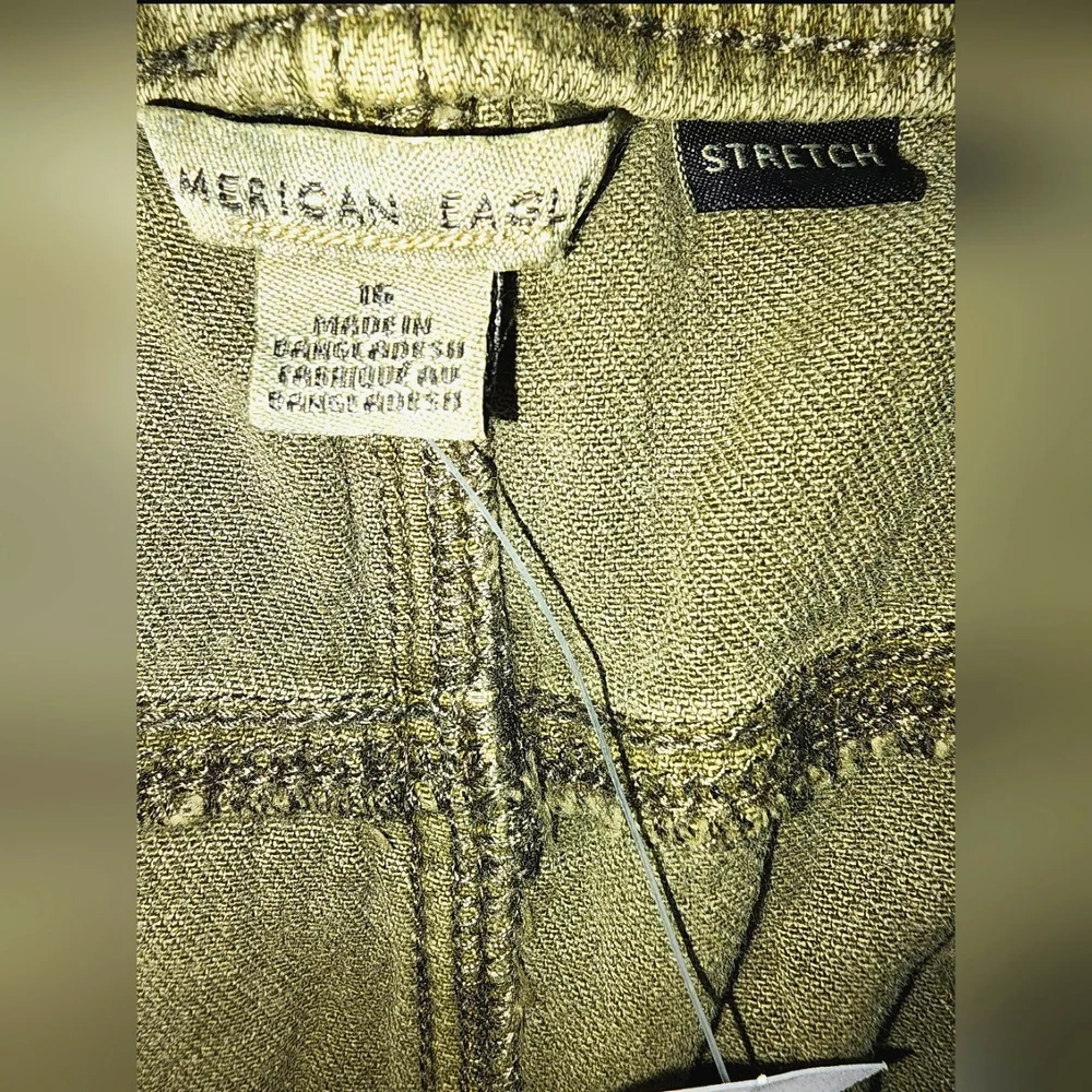 NWT American Eagle Outfitters's AE Low-Rise Denim Tomgirl Short Size 16 - Picture 5 of 14